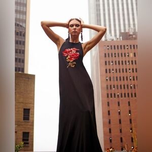 NWT Mestiza New York Adelina Beaded 3D Rose Halter Dress Black Formal Gown Small